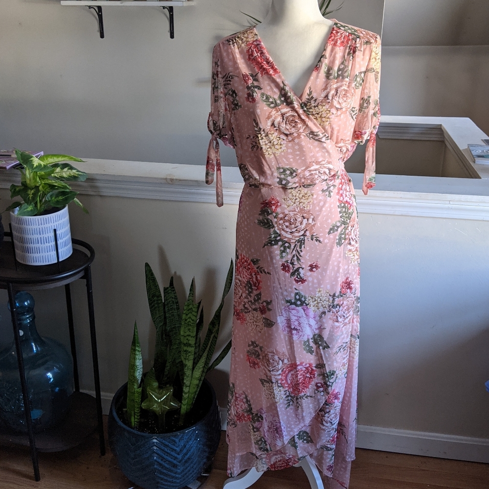 NWT Betsey Johnson Pink Floral Wrap Dress Size 12